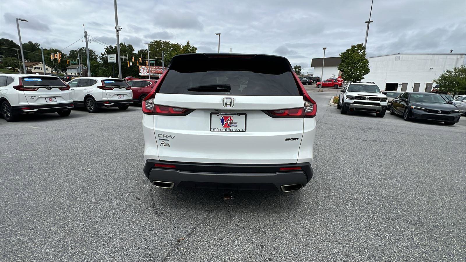 Used 2024 Honda CR-V Sport image 5
