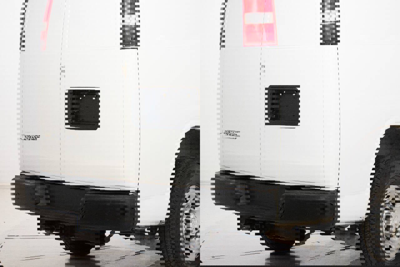 Used 2017 Chevrolet Express 2500 image 18