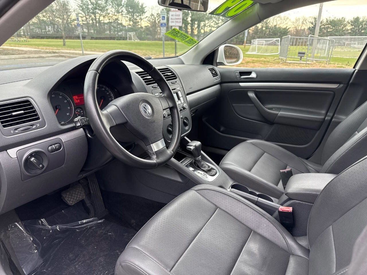 Used 2009 Volkswagen Jetta SE image 11