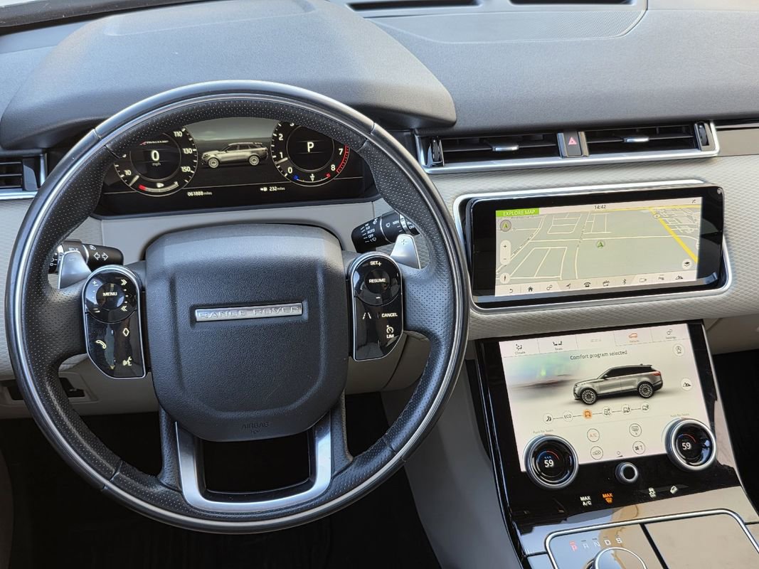 Used 2018 Land Rover Range Rover Velar R-Dynamic SE image 10