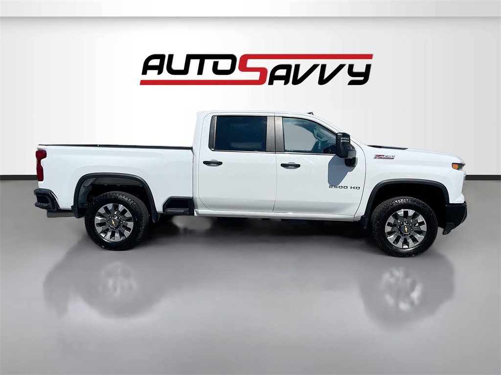 Used 2024 Chevrolet Silverado 2500 Custom w/ Custom Value Package image 8
