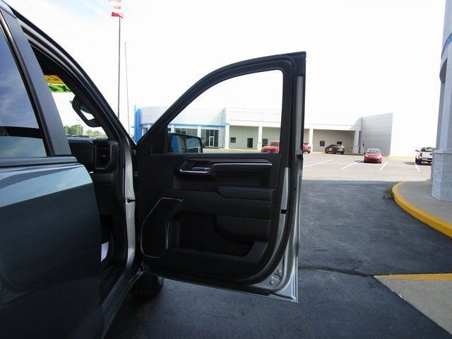 Certified 2023 Chevrolet Silverado 1500 RST w/ Protection Package AWD/4WD image 21