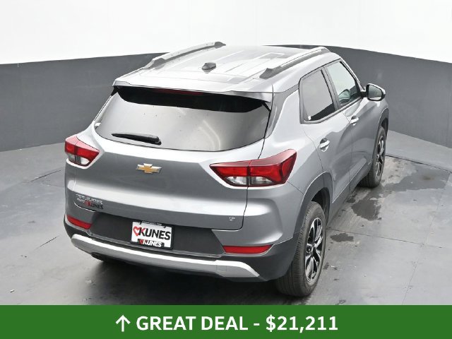Used 2025 Chevrolet TrailBlazer LT AWD/4WD image 37