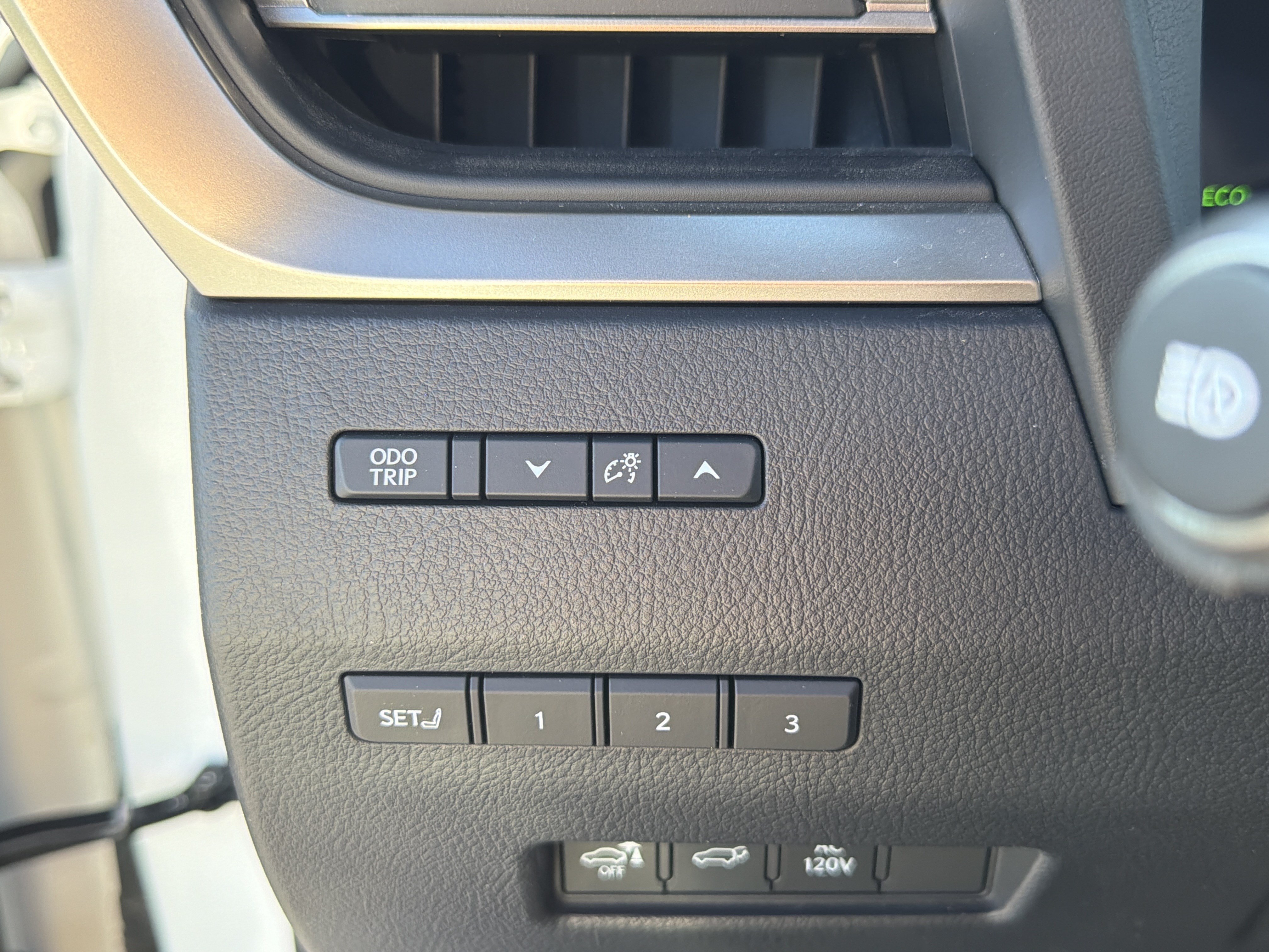 Used 2025 Lexus GX 550 AWD/4WD image 29