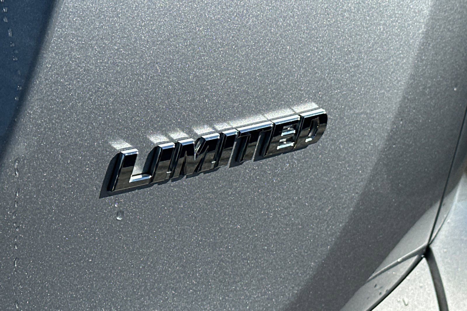 Used 2016 Toyota RAV4 Limited FWD image 24