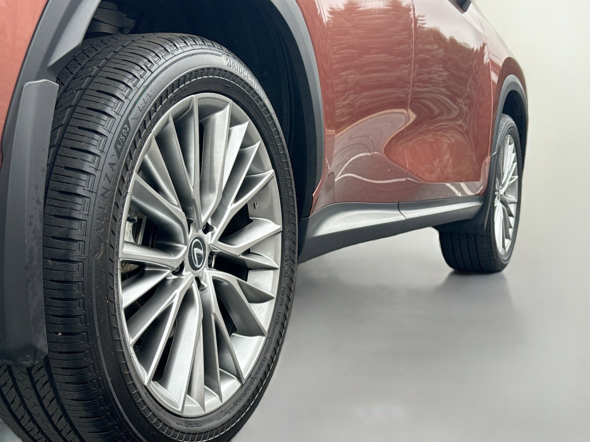 Used 2025 Lexus NX 350h AWD w/ Premium Package image 14