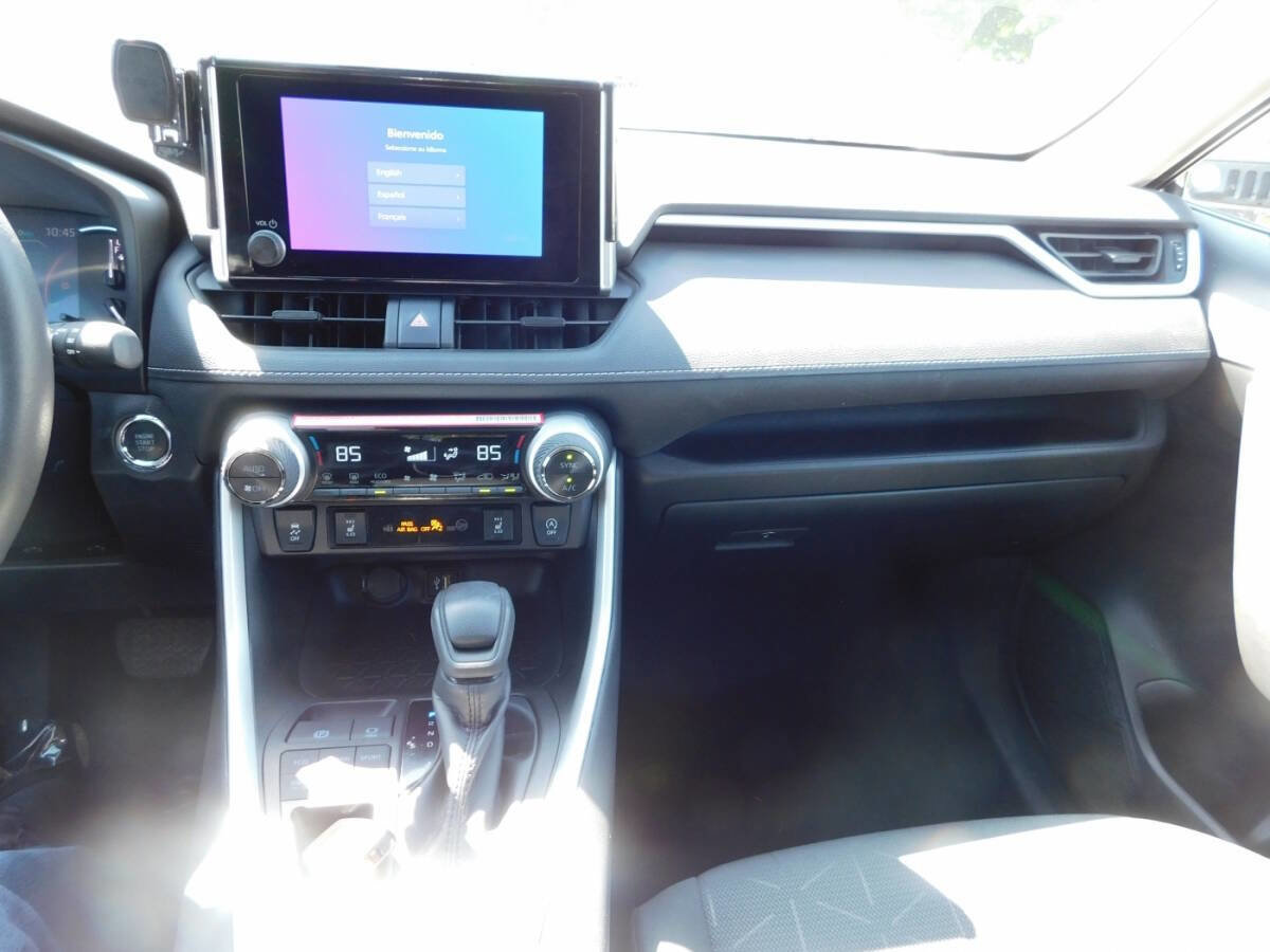 Used 2024 Toyota RAV4 XLE image 11