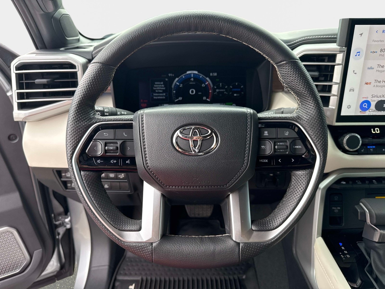 Used 2024 Toyota Tundra Capstone AWD/4WD image 27