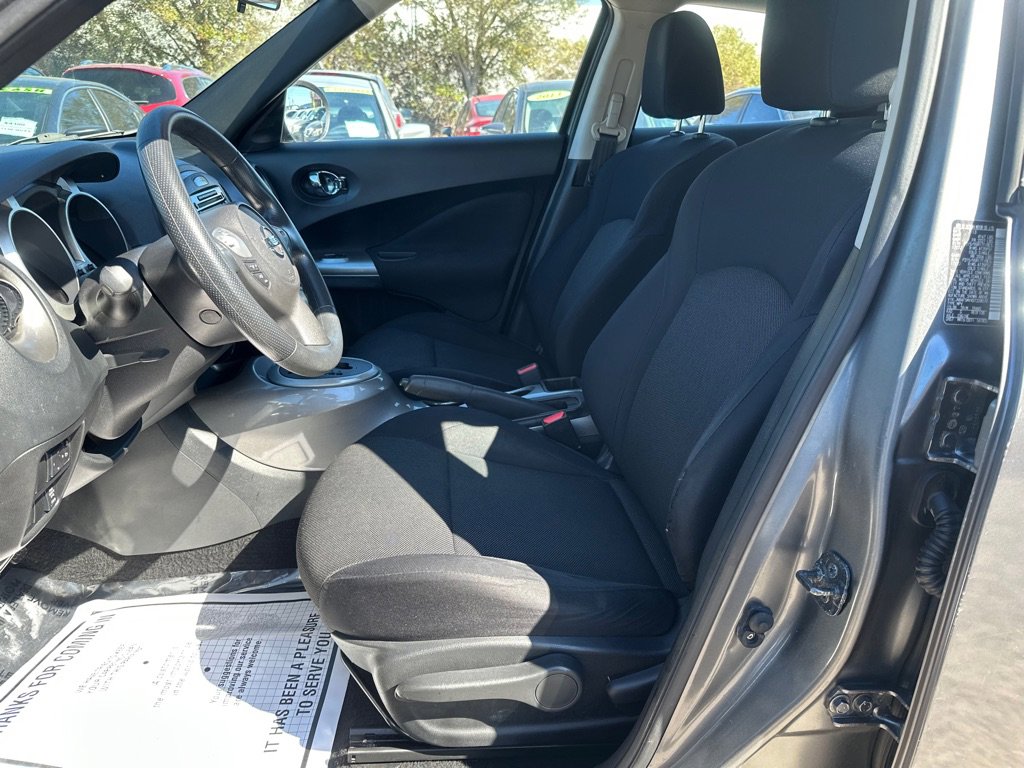 Used 2013 Nissan Juke S image 10