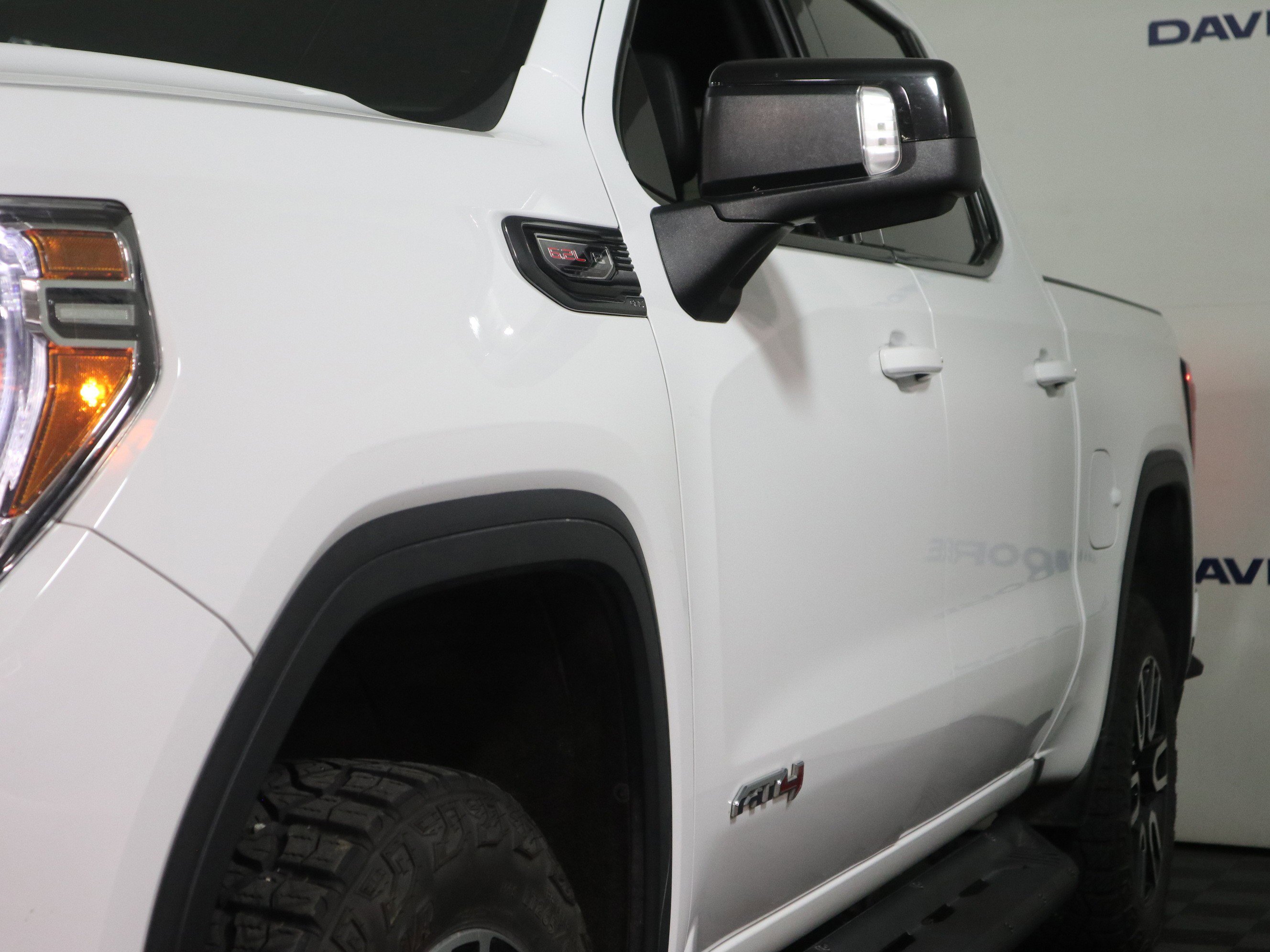 Used 2021 GMC Sierra 1500 AT4 image 11