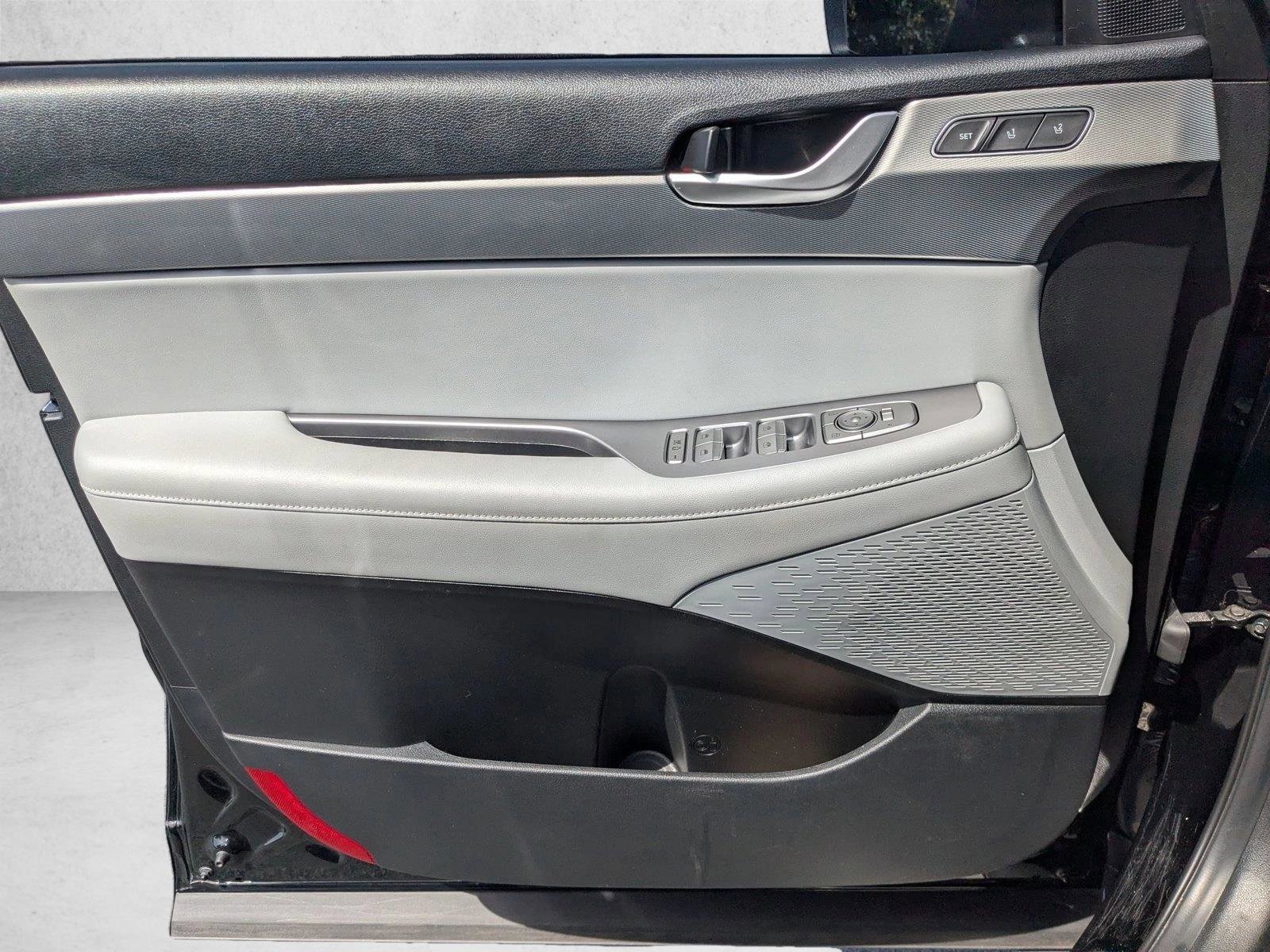 Used 2020 Hyundai Palisade SEL w/ Premium Package FWD image 13