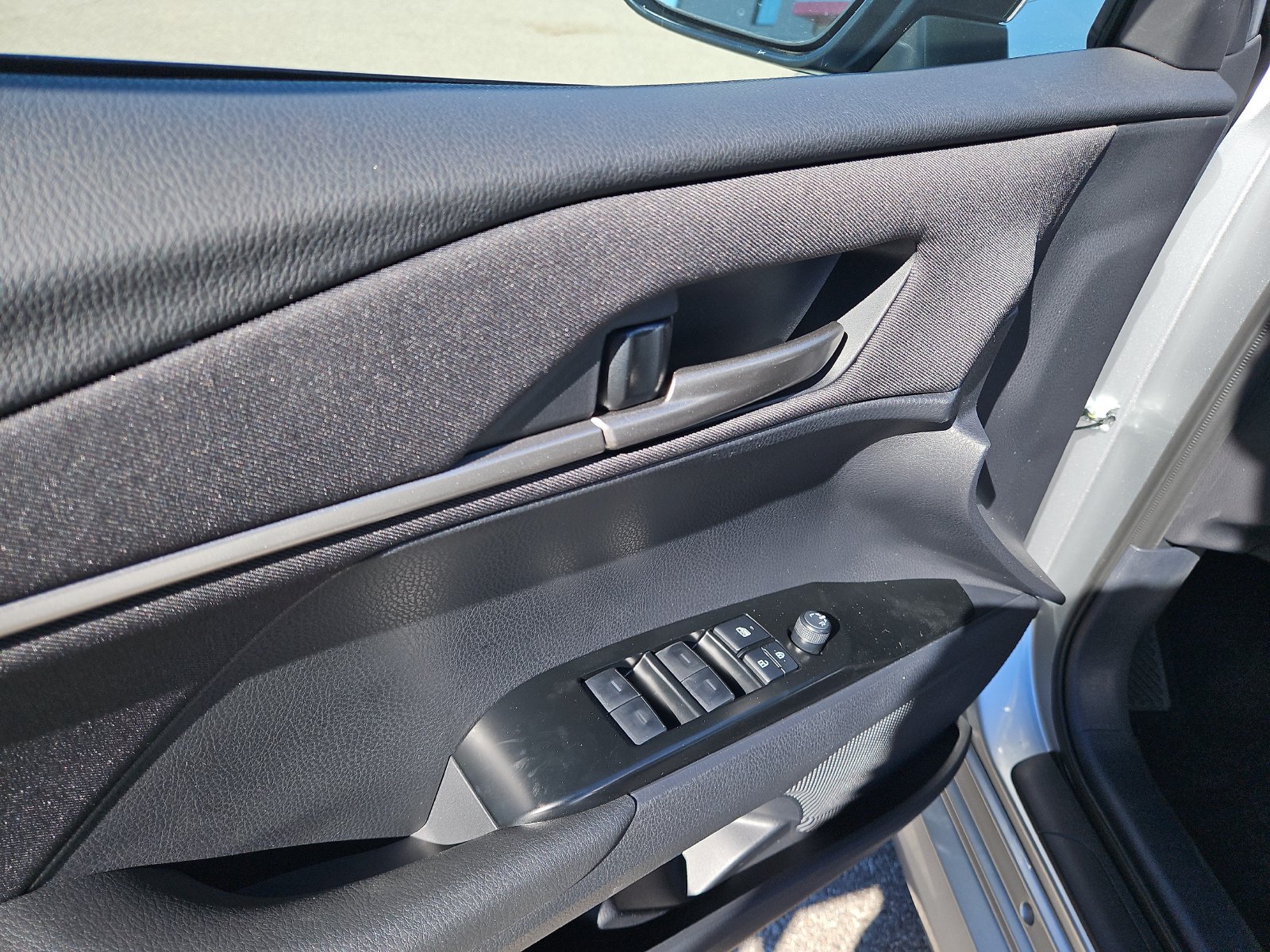 New 2026 Toyota Camry LE w/ Convenience Package FWD image 19