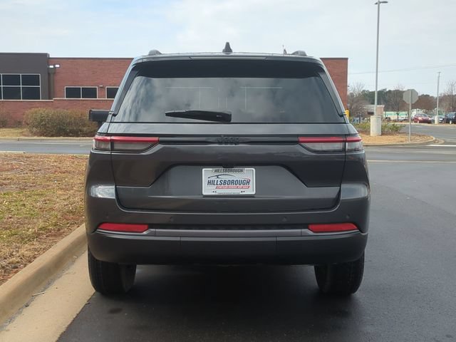 New 2026 Jeep Grand Cherokee Altitude RWD image 12