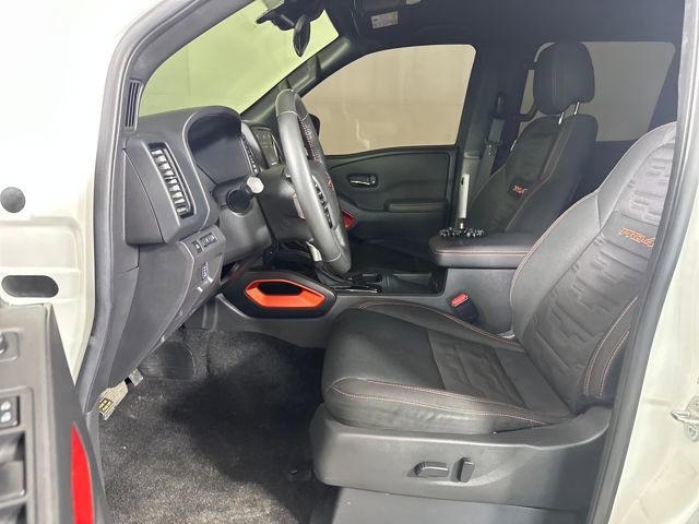 Used 2024 Nissan Frontier PRO-4X w/ Pro Convenience Package image 11
