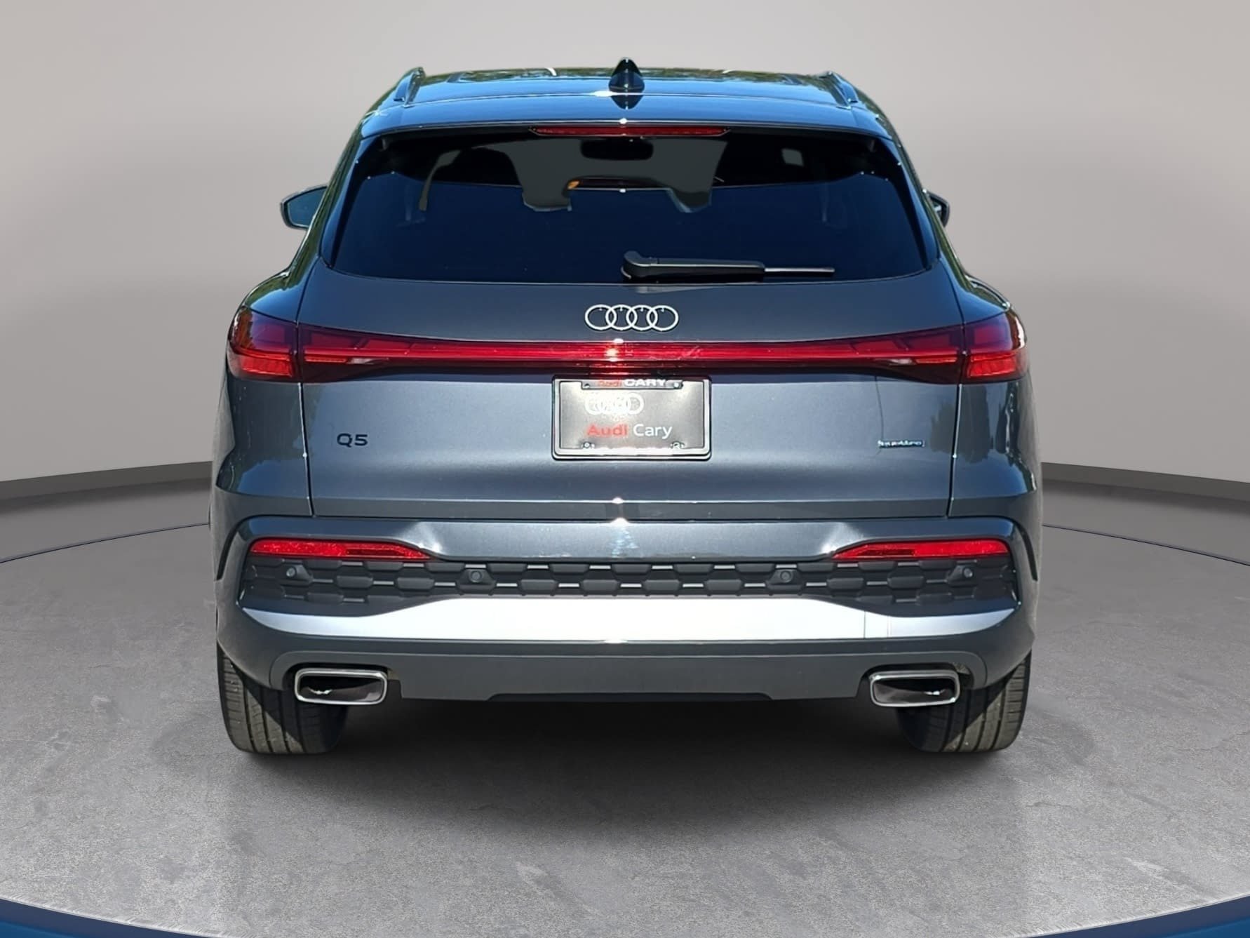 Used 2025 Audi Q5 Prestige AWD/4WD image 6
