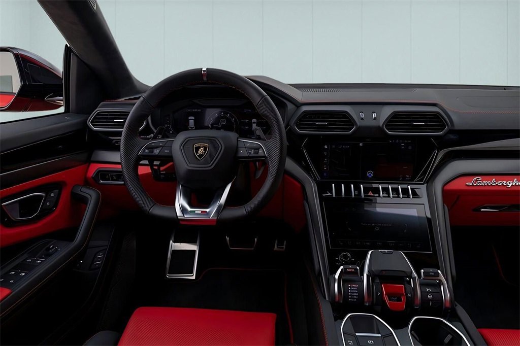 Used 2022 Lamborghini Urus image 33