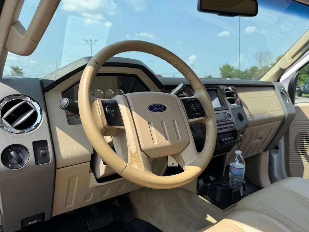 Used 2010 Ford F350 4x4 Crew Cab Super Duty image 11