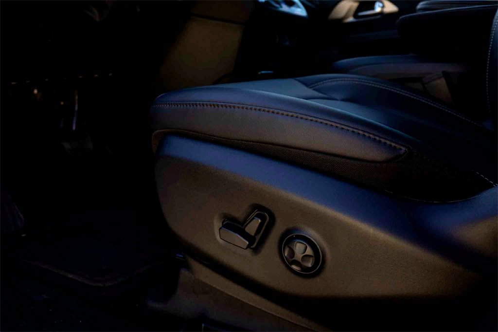 New 2026 Chrysler Pacifica Select w/ S Appearance Package image 9