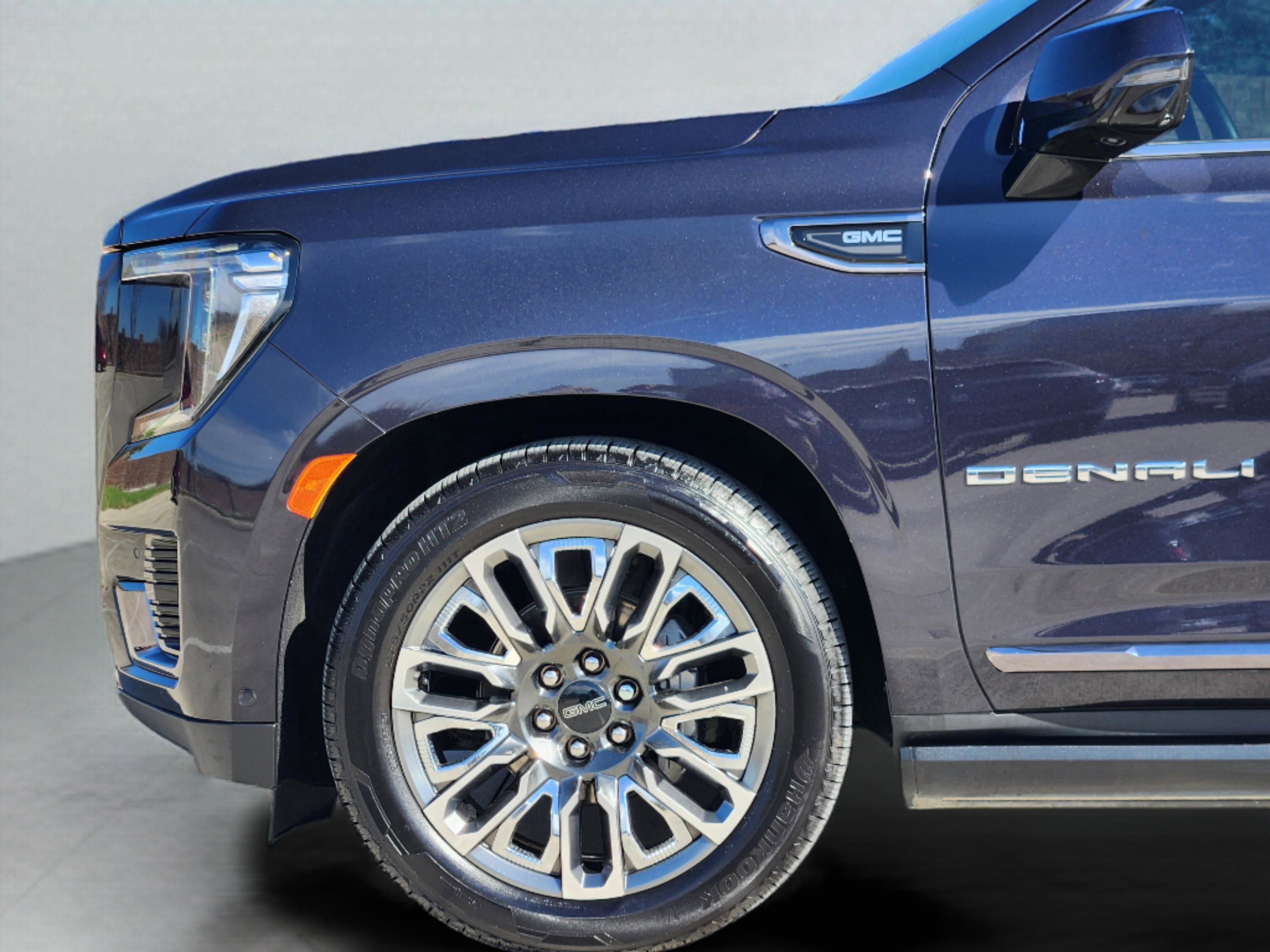 Used 2024 GMC Yukon Denali Ultimate image 10