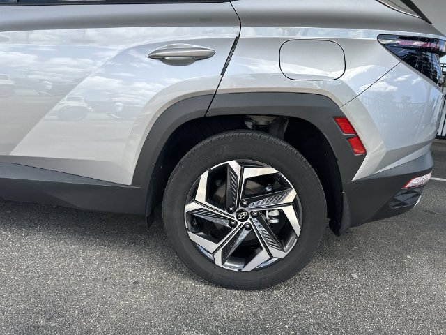 Used 2024 Hyundai Tucson Limited AWD/4WD image 10