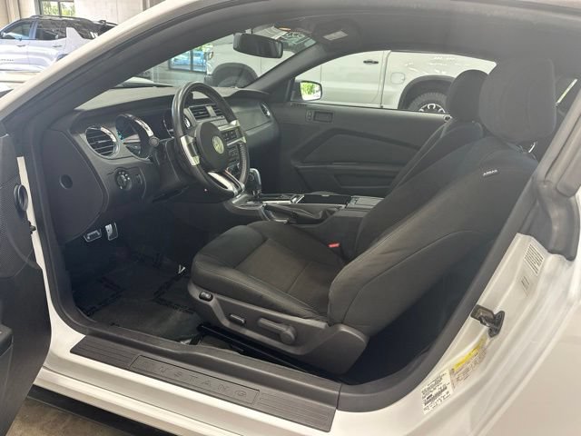 Used 2014 Ford Mustang Coupe w/ Equipment Group 102A RWD image 13