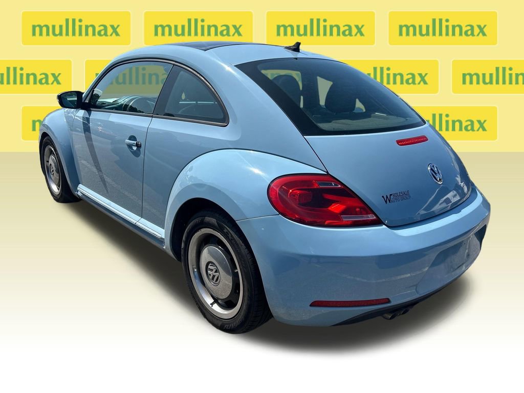 Used 2013 Volkswagen Beetle 2.5 FWD image 3
