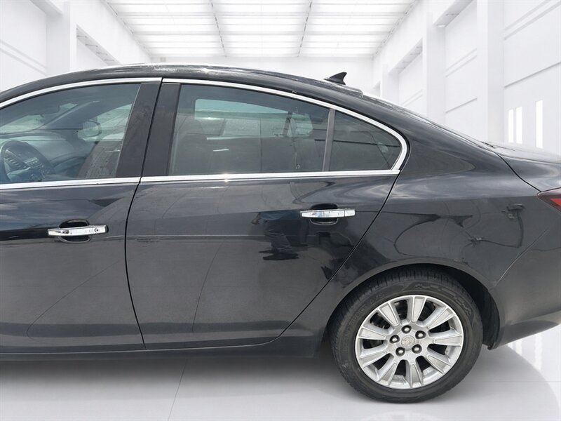 Used 2013 Buick Regal Premium FWD image 21