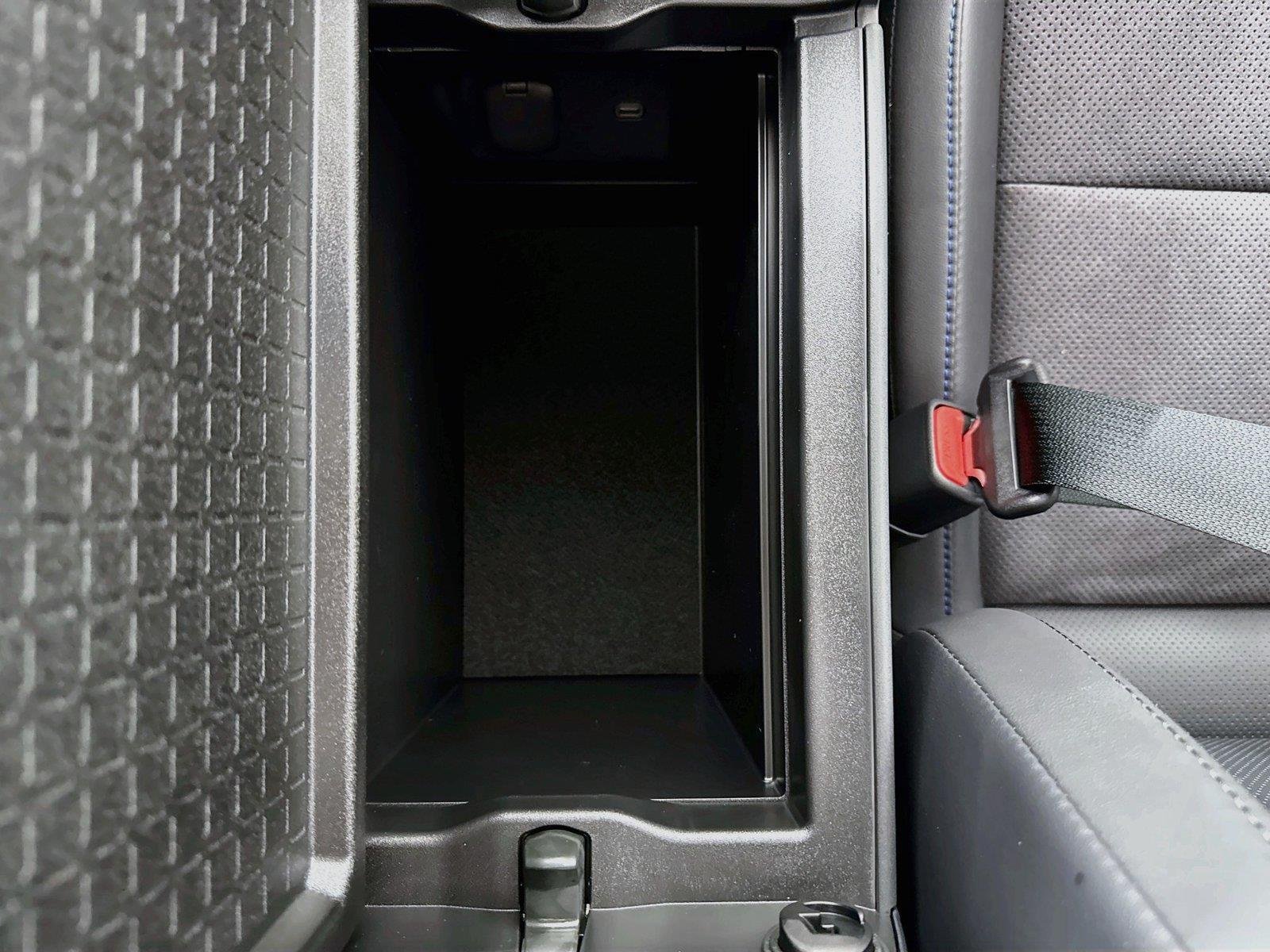 New 2026 Toyota RAV4 XSE AWD/4WD image 34
