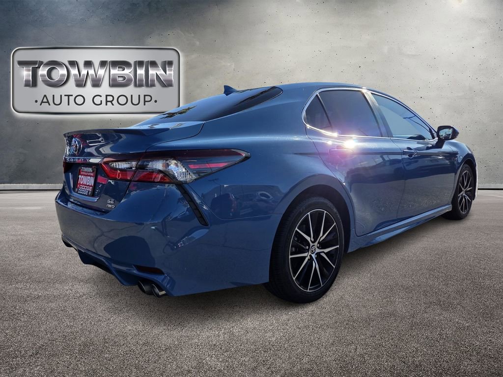 Used 2023 Toyota Camry SE AWD/4WD image 4