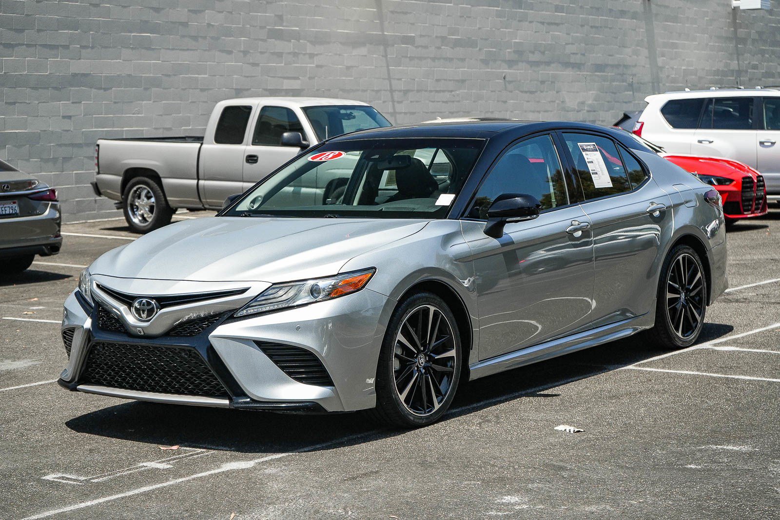 Used 2018 Toyota Camry XSE w/ Driver Assist Package FWD image 3