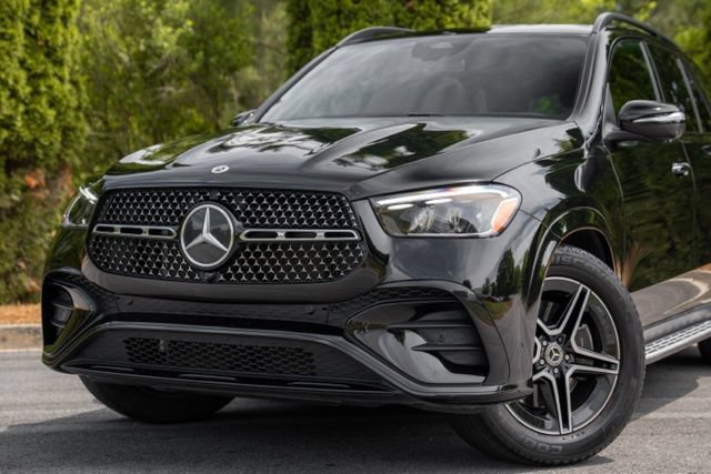 Used 2025 Mercedes-Benz GLE 350 4MATIC image 2