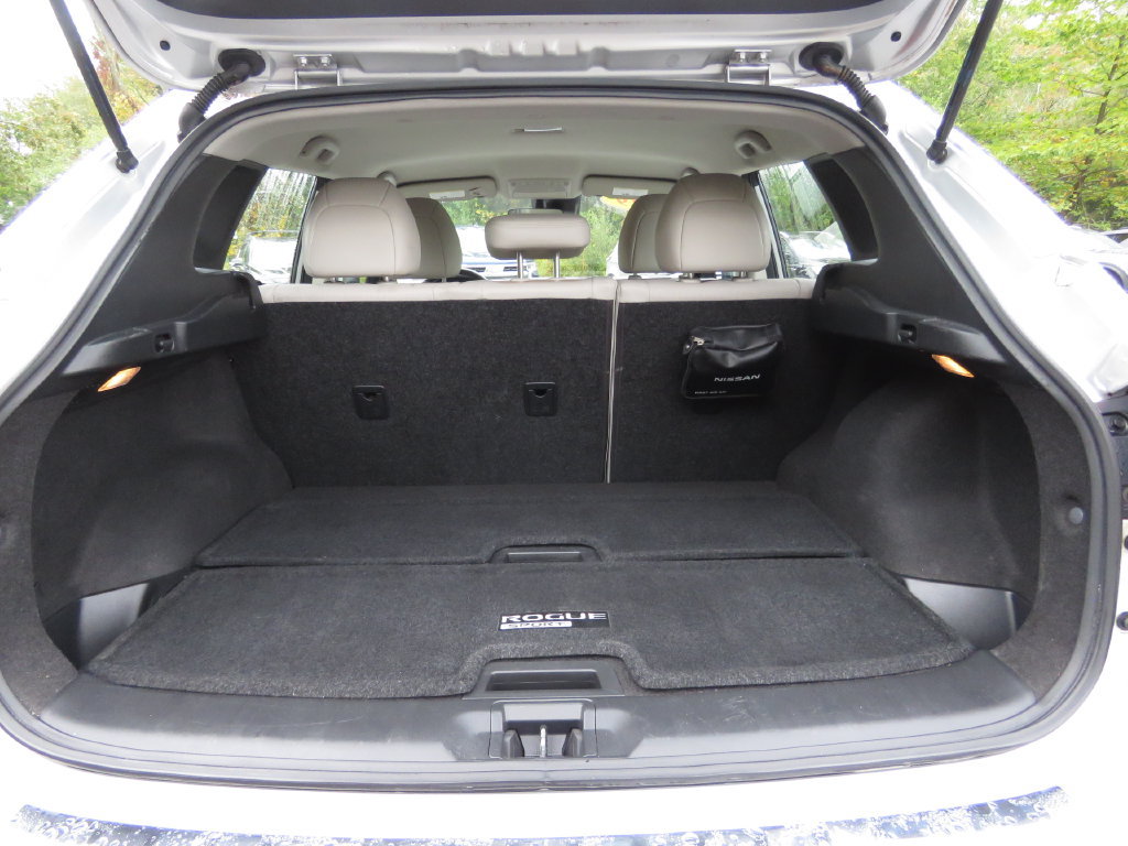 Used 2019 Nissan Rogue Sport SL AWD/4WD image 17