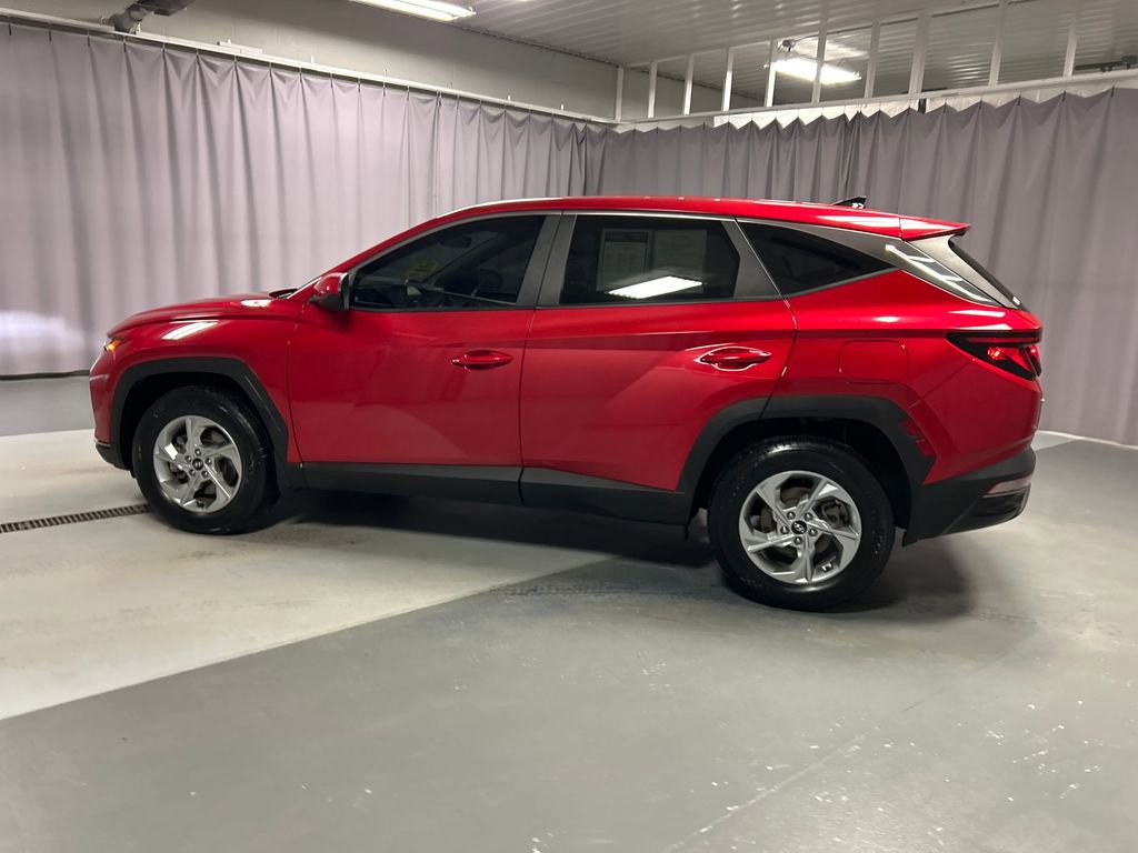 Used 2023 Hyundai Tucson SE image 4