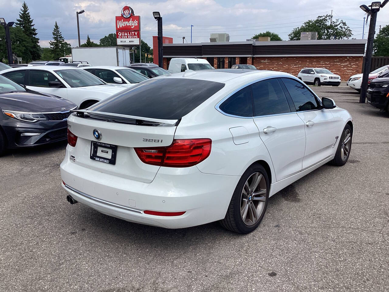 Used 2016 BMW 328i Gran Turismo xDrive AWD/4WD image 7