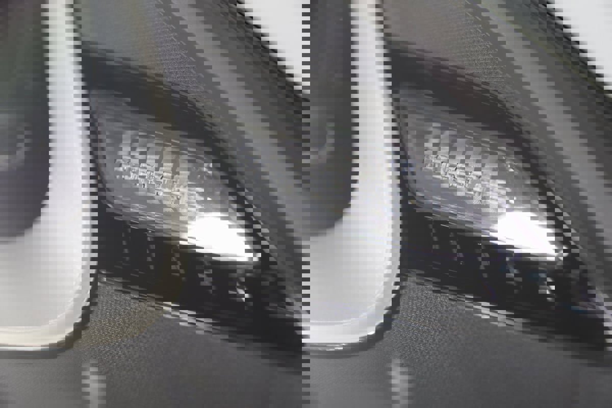 Used 2023 Porsche Cayenne Coupe image 23