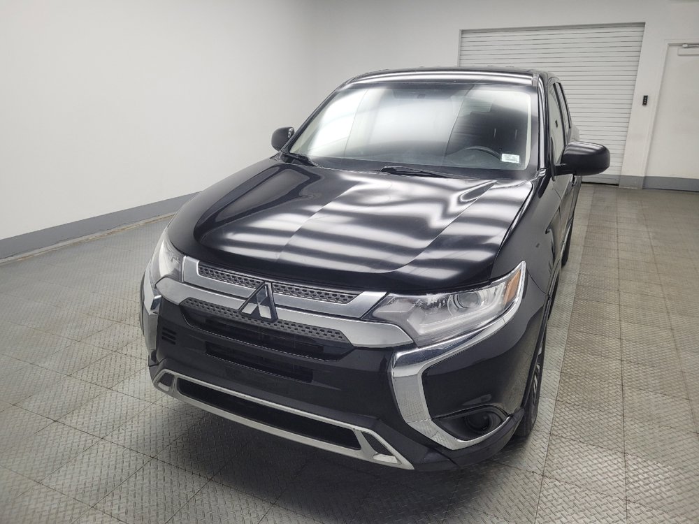 Used 2019 Mitsubishi Outlander SE image 15