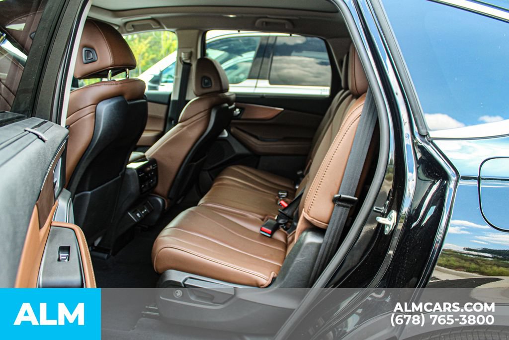 Used 2025 Acura MDX w/ Technology Package FWD image 16