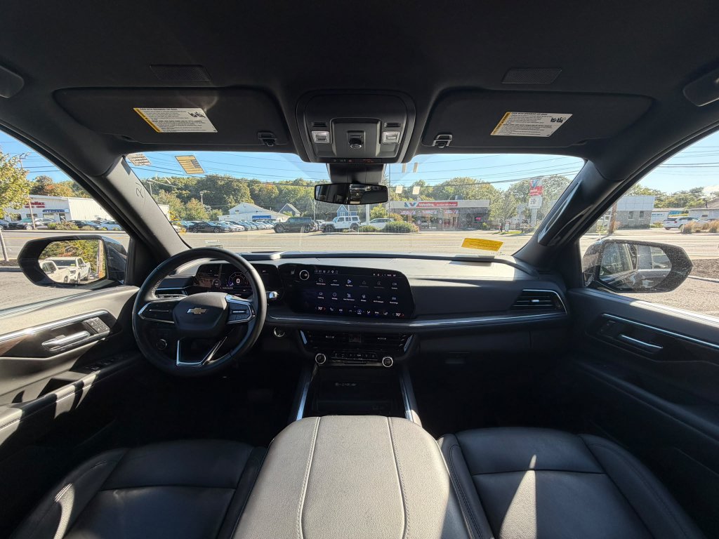 Used 2025 Chevrolet Tahoe LT AWD/4WD image 5