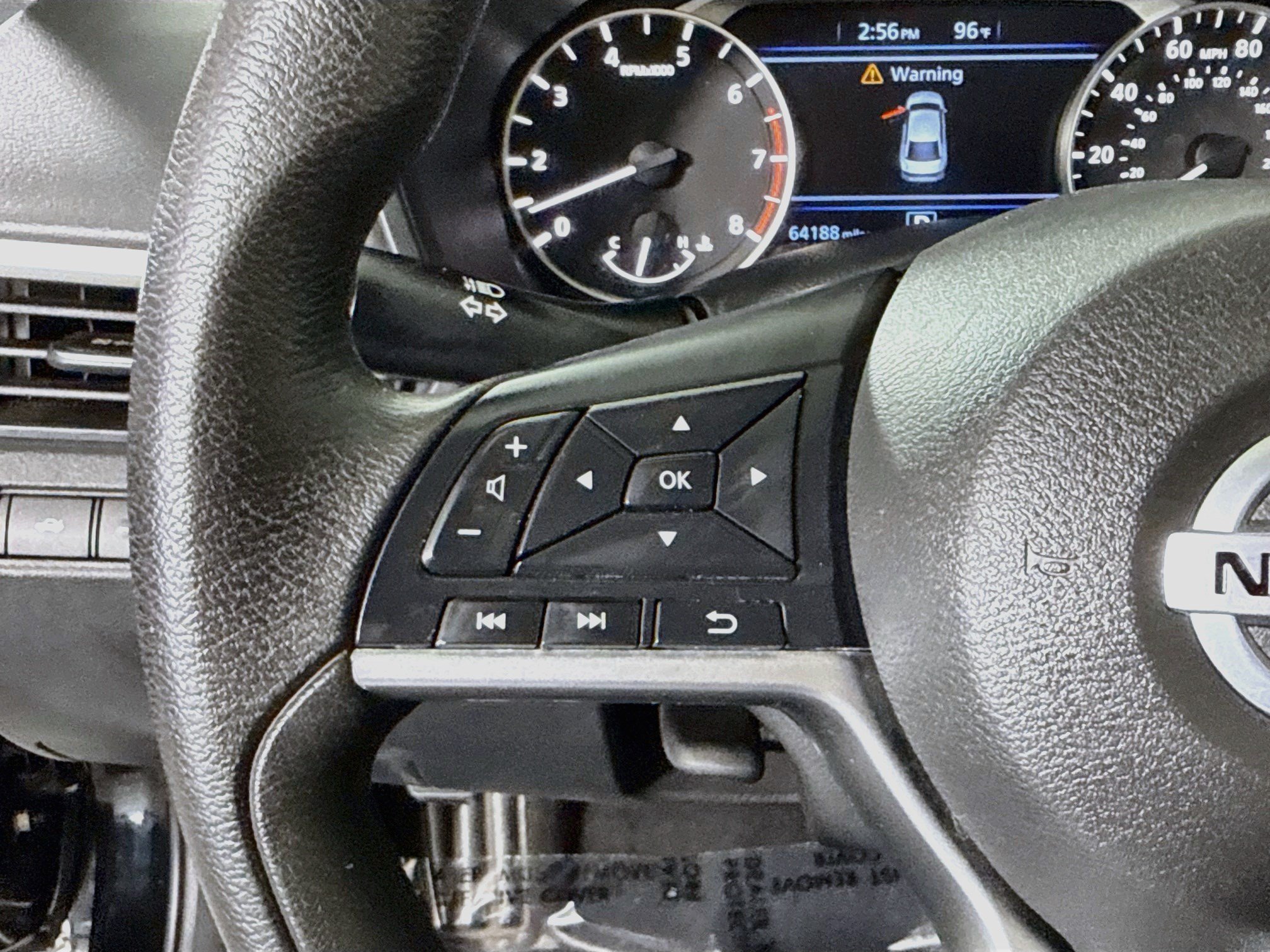 Used 2022 Nissan Altima 2.5 SV FWD image 14
