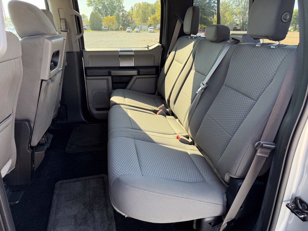 Used 2018 Ford F150 XLT w/ Equipment Group 302A Luxury AWD/4WD image 17