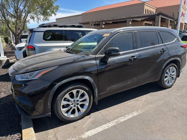 Used 2023 Toyota Highlander Limited AWD/4WD image 11