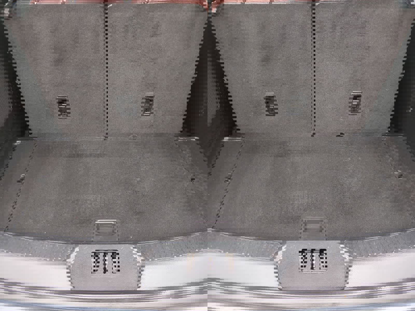 Used 2023 Ford Explorer Platinum w/ Technology Package image 36