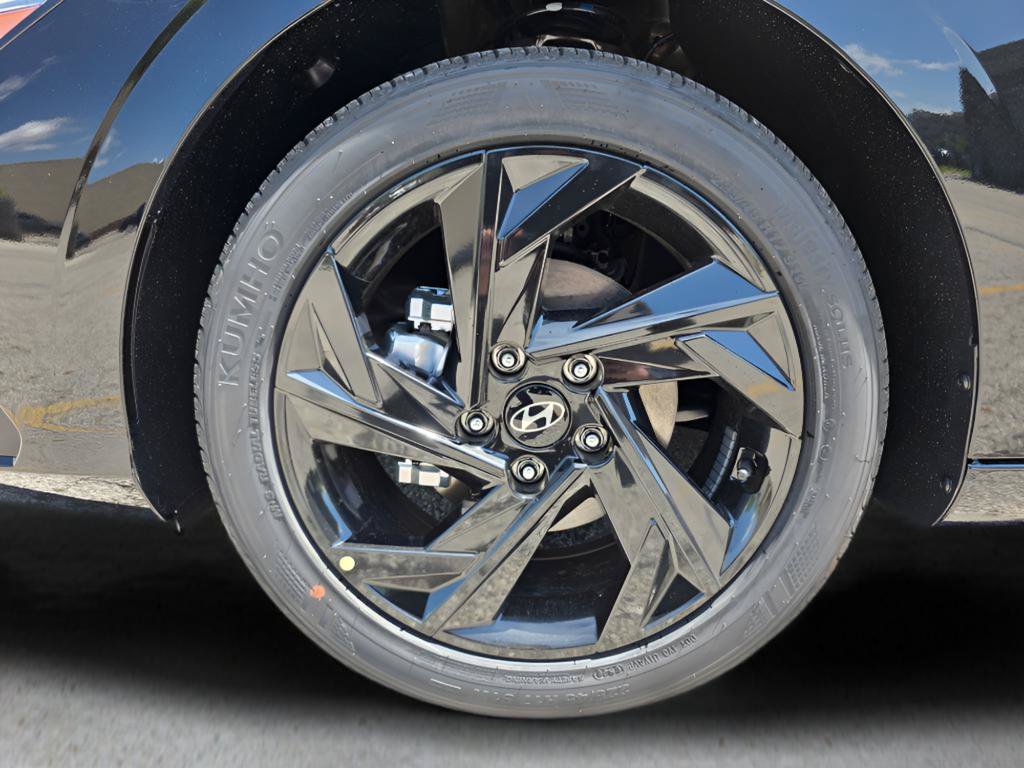 New 2026 Hyundai Elantra Sport FWD image 10