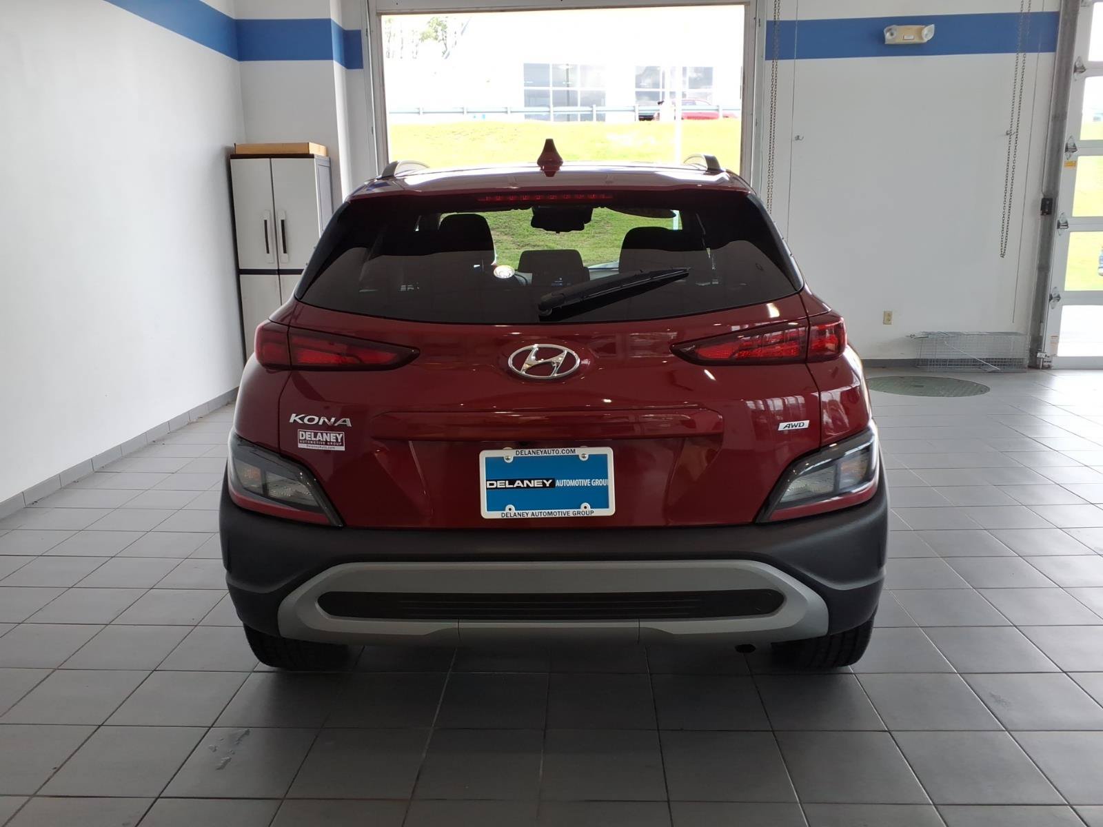 Certified 2023 Hyundai Kona SEL AWD/4WD image 6