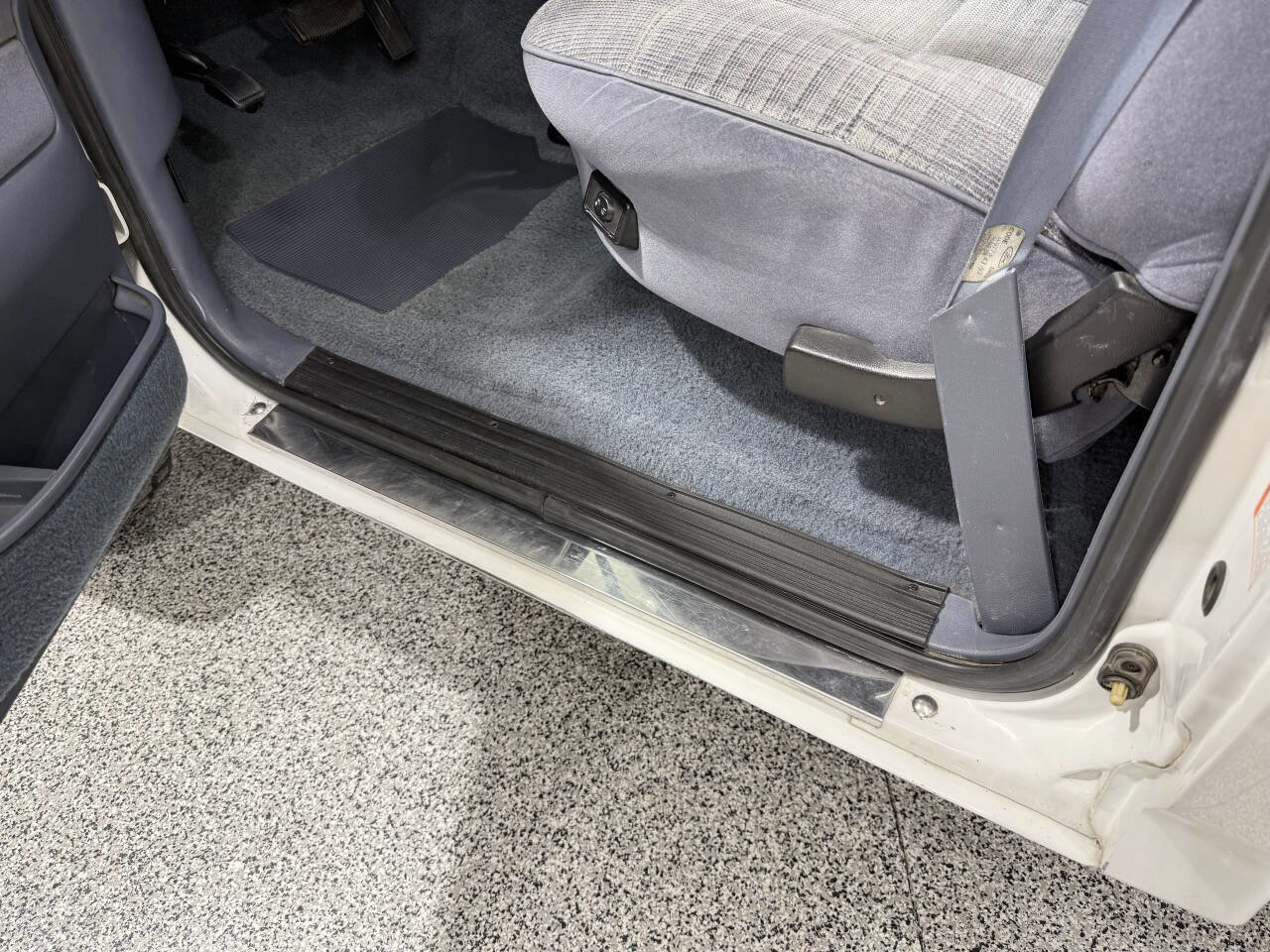 Used 1993 Ford F250 4x4 Regular Cab image 62