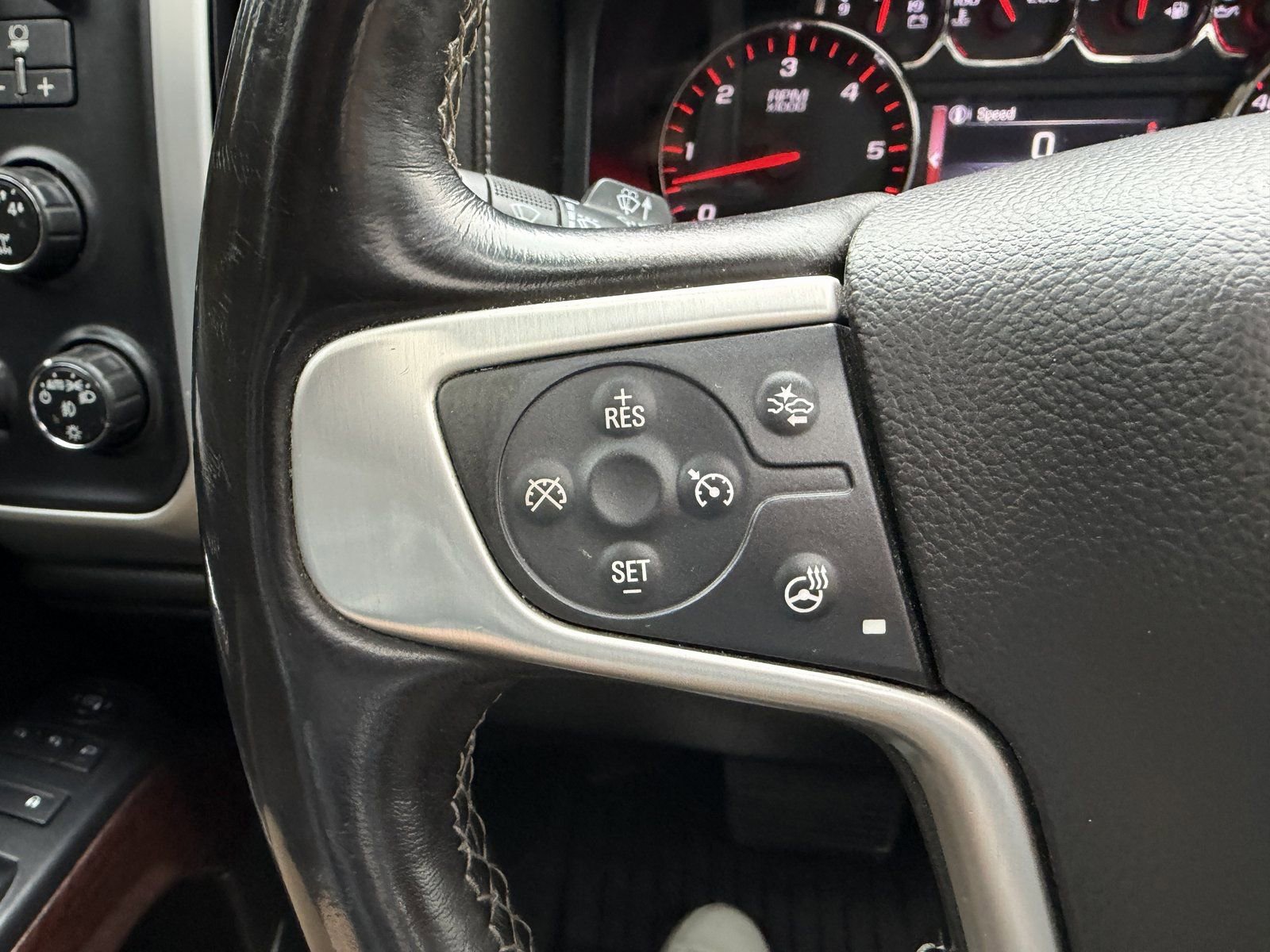 Used 2015 GMC Sierra 1500 SLT w/ SLT Crew Cab Value Package image 14