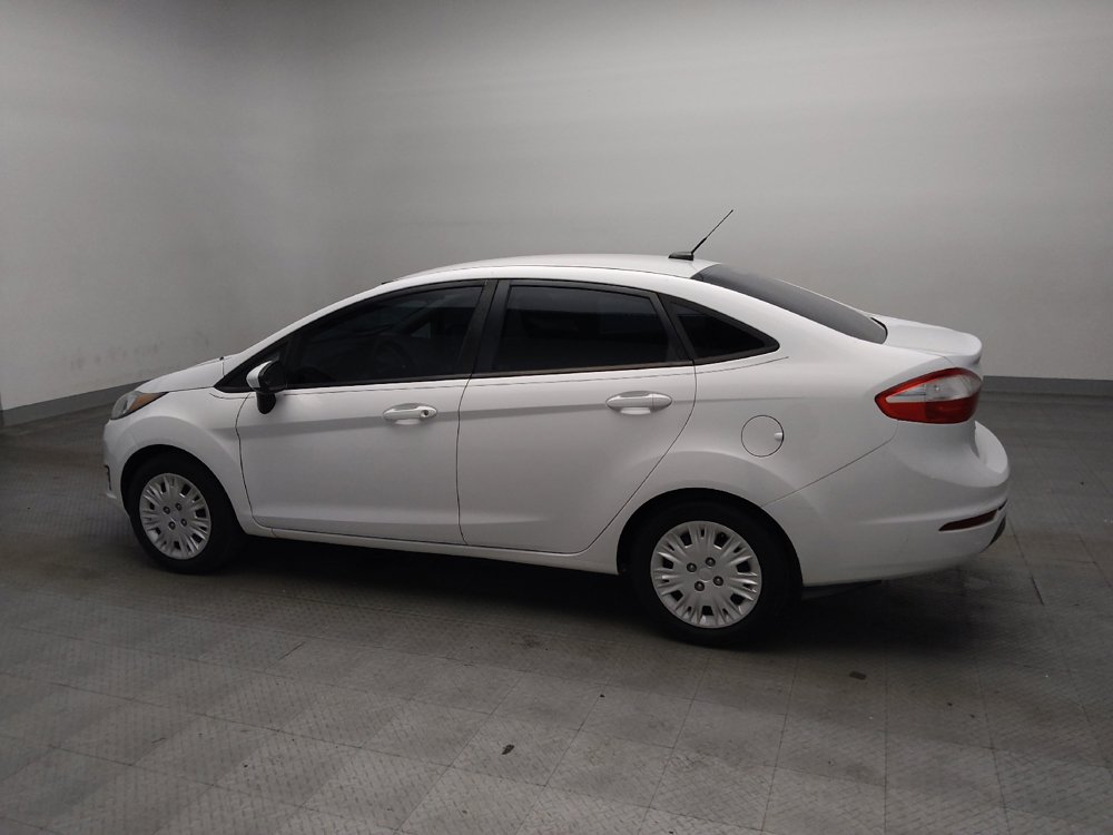 Used 2015 Ford Fiesta S FWD image 3