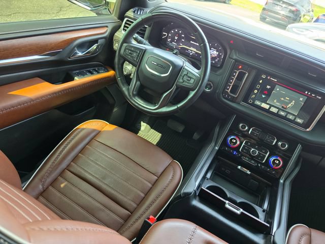 Used 2023 GMC Yukon Denali Ultimate AWD/4WD image 51