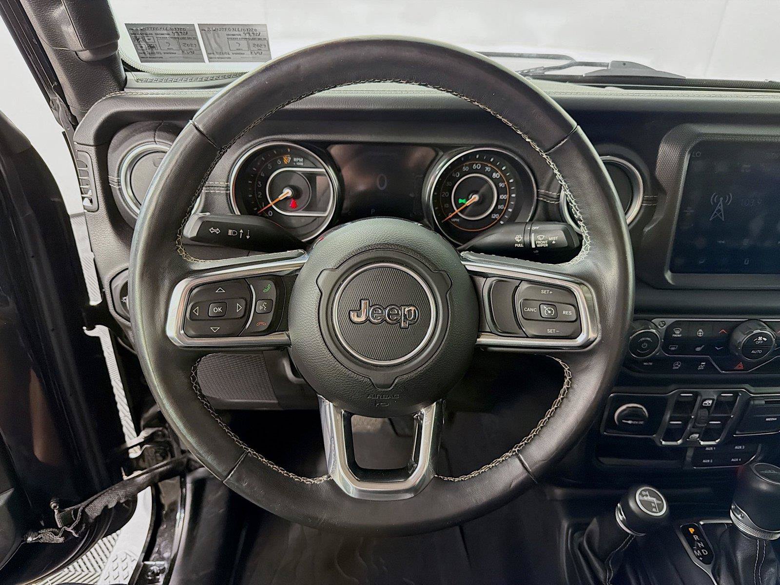 Used 2020 Jeep Gladiator Overland AWD/4WD image 3