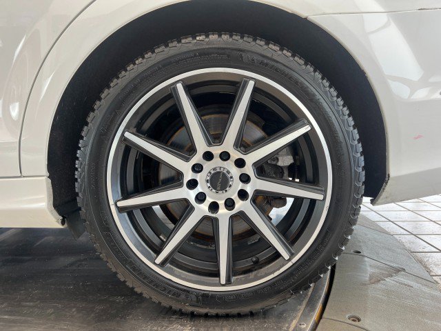 Used 2013 Mercedes-Benz C 300 4MATIC Sedan image 37